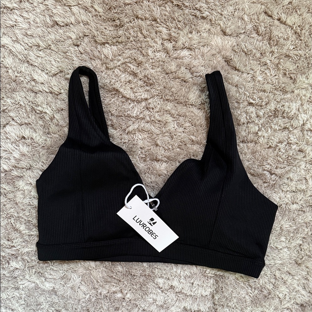 Luvrobes Classic Black